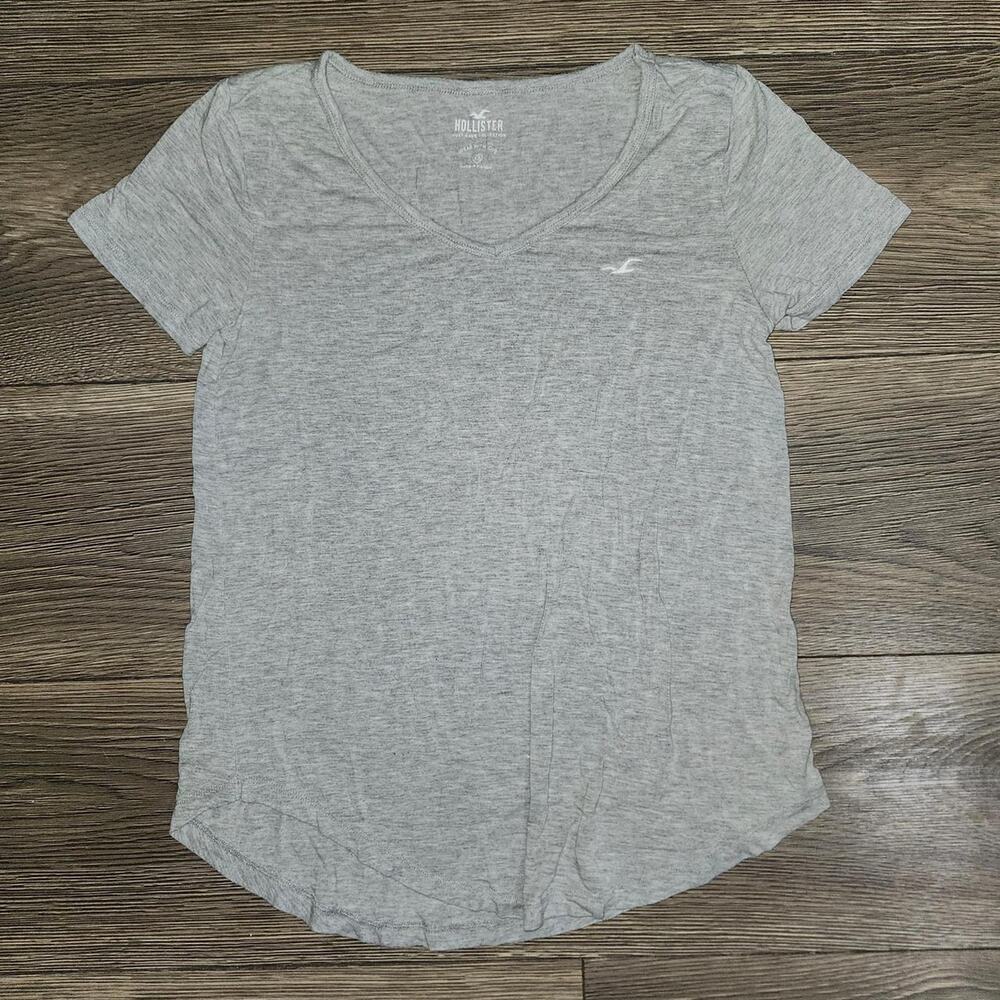 Hollister grey t shirt women's Size XS